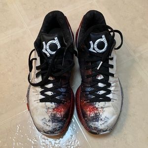 Used Nike KDs. Size: 10.5 US Men’s